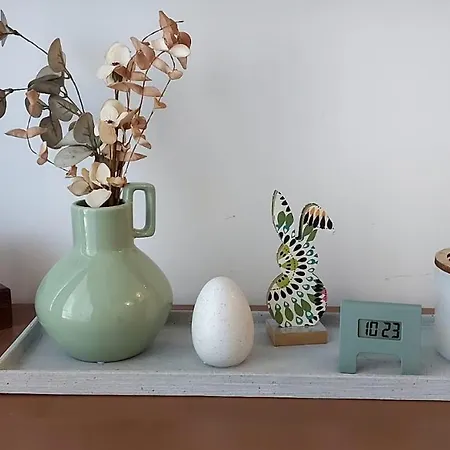 Forest Side Apartment *