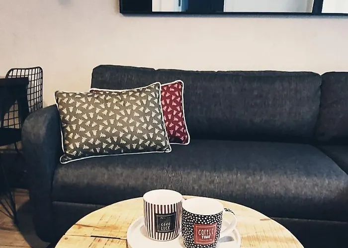 Forest Side 公寓 *