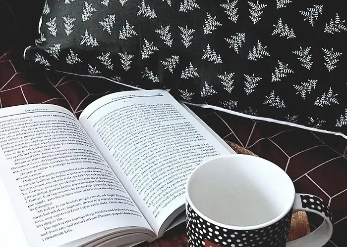 Forest Side 公寓 *